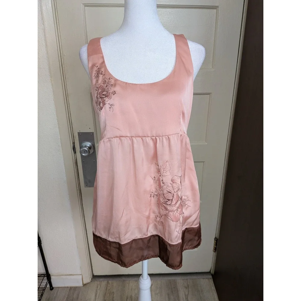 Forever 21 f21 Pink Floral Rose Embroidered Babydoll Fairy Coquette Top Medium